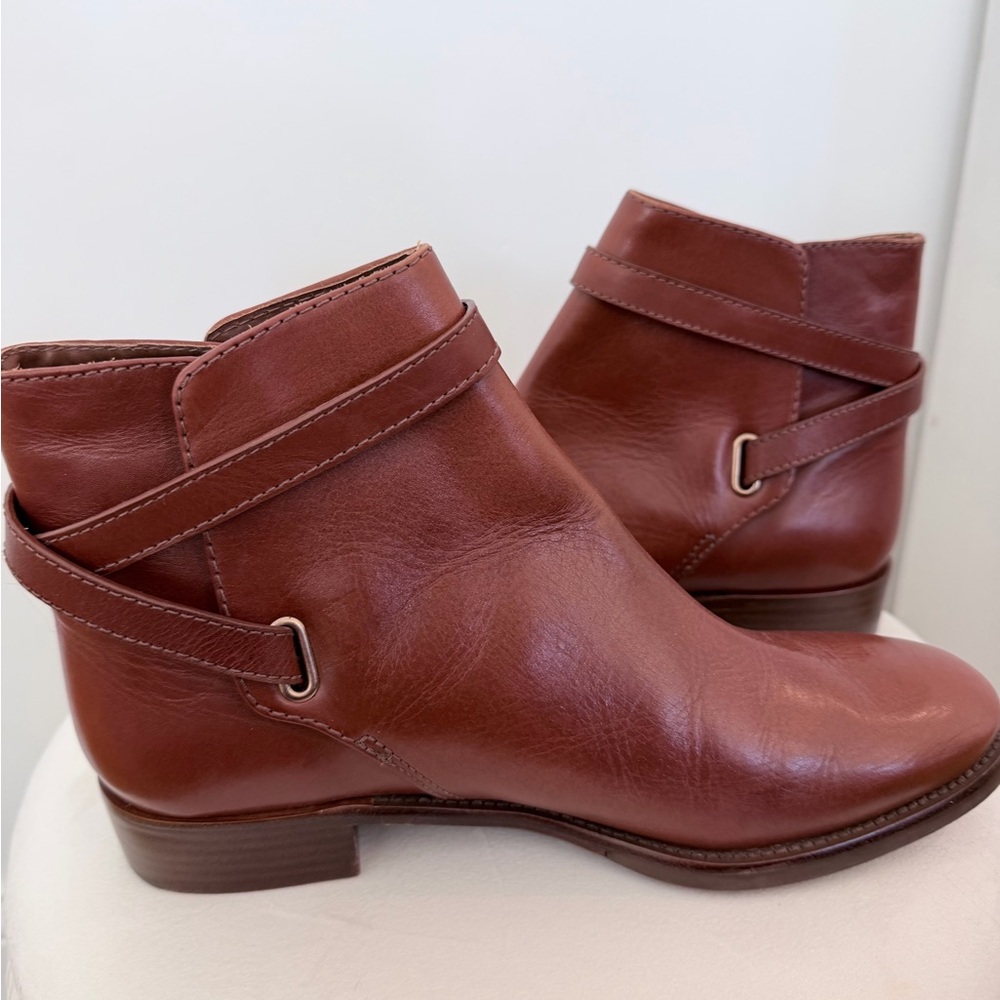 Tory Burch | Brooke Ankle Booties Womens 10 Leather Buckle Detail Boots - Picture 5 of 10